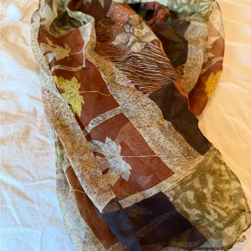 Multicolor Patterned Scarf